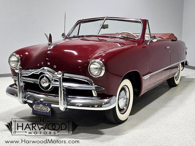 Ford-Custom-Deluxe-1949-Convertible-1