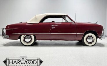 Ford-Custom-Deluxe-1949-Convertible-12