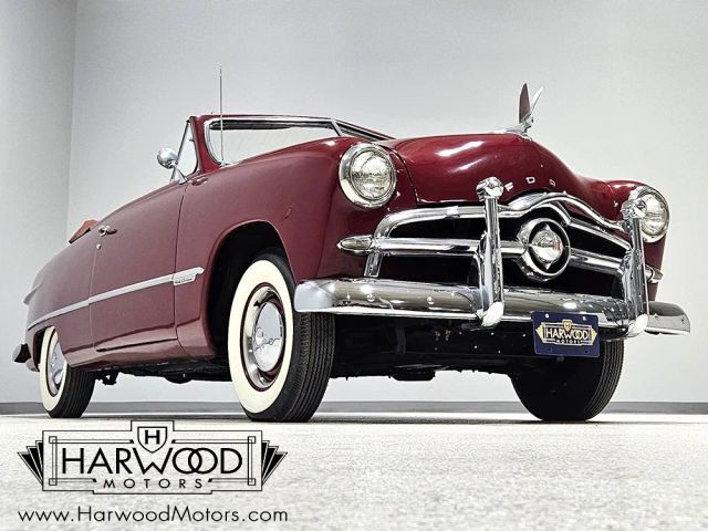 Ford-Custom-Deluxe-1949-Convertible-18