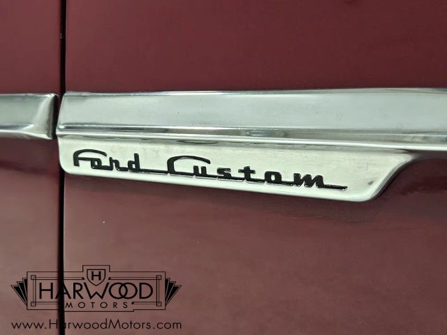 Ford-Custom-Deluxe-1949-Convertible-31