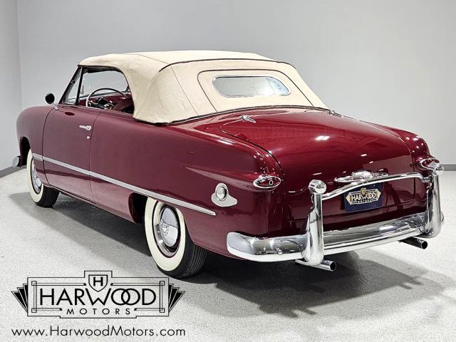 Ford-Custom-Deluxe-1949-Convertible-6