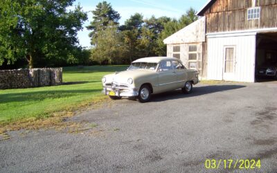 Ford Custom Deluxe 1950