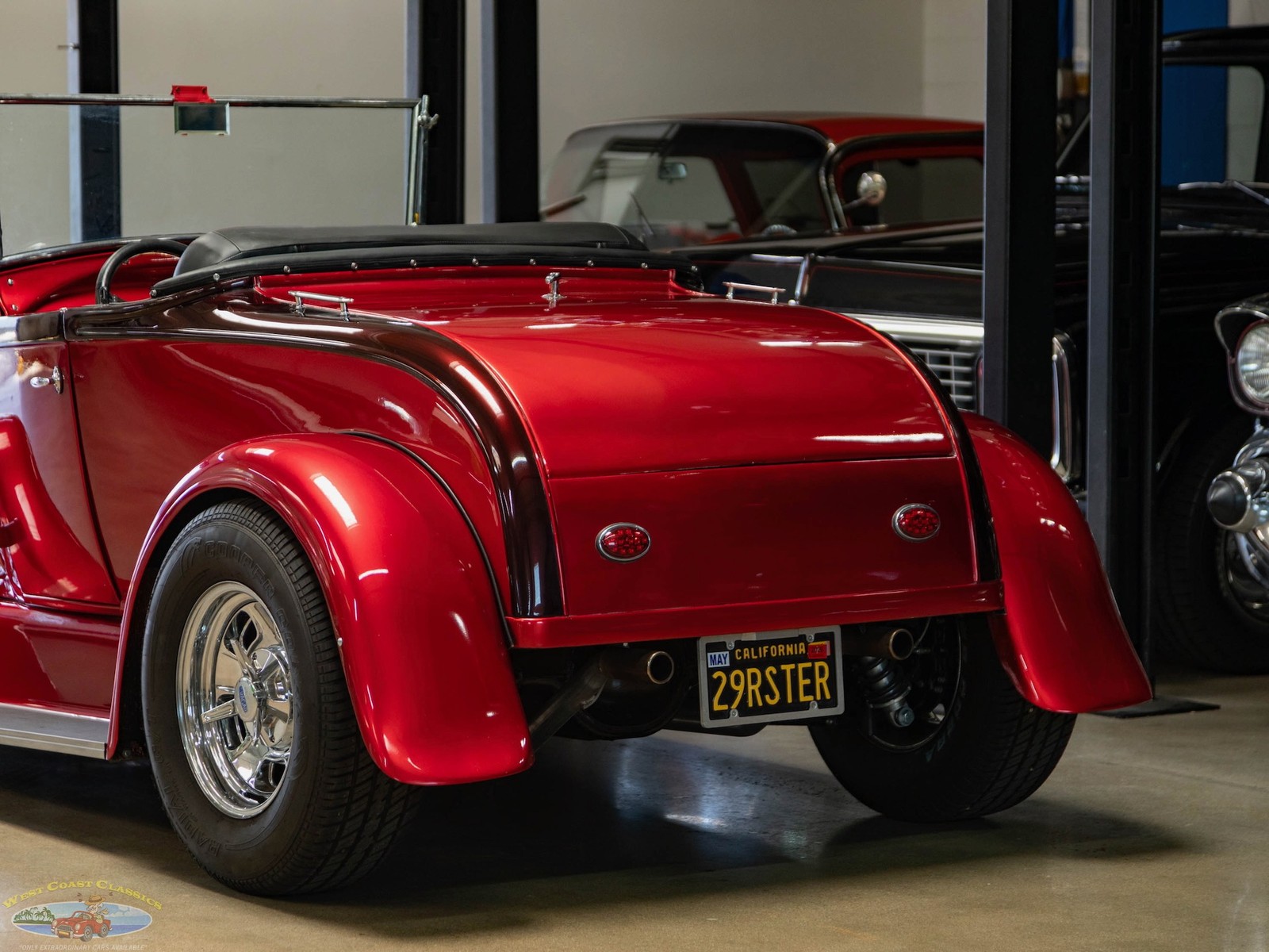 Ford-Custom-Model-A-Roadster-1929-23