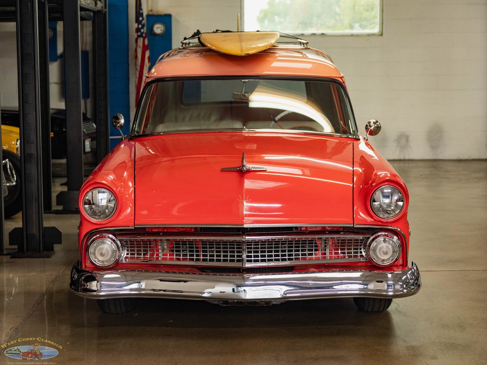 Ford-Custom-Sedan-Delivery-2-Door-Panel-Van-1955-2-Door-Sedan-Delivery-13