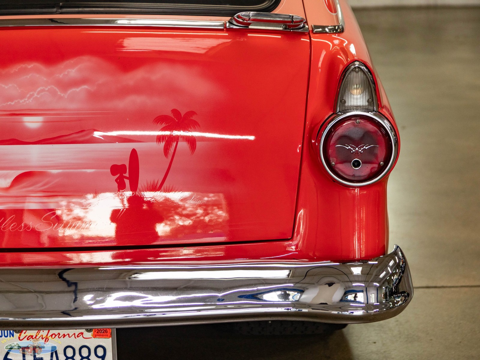 Ford-Custom-Sedan-Delivery-2-Door-Panel-Van-1955-2-Door-Sedan-Delivery-20