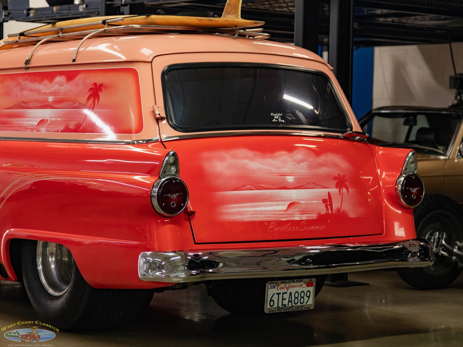 Ford-Custom-Sedan-Delivery-2-Door-Panel-Van-1955-2-Door-Sedan-Delivery-23