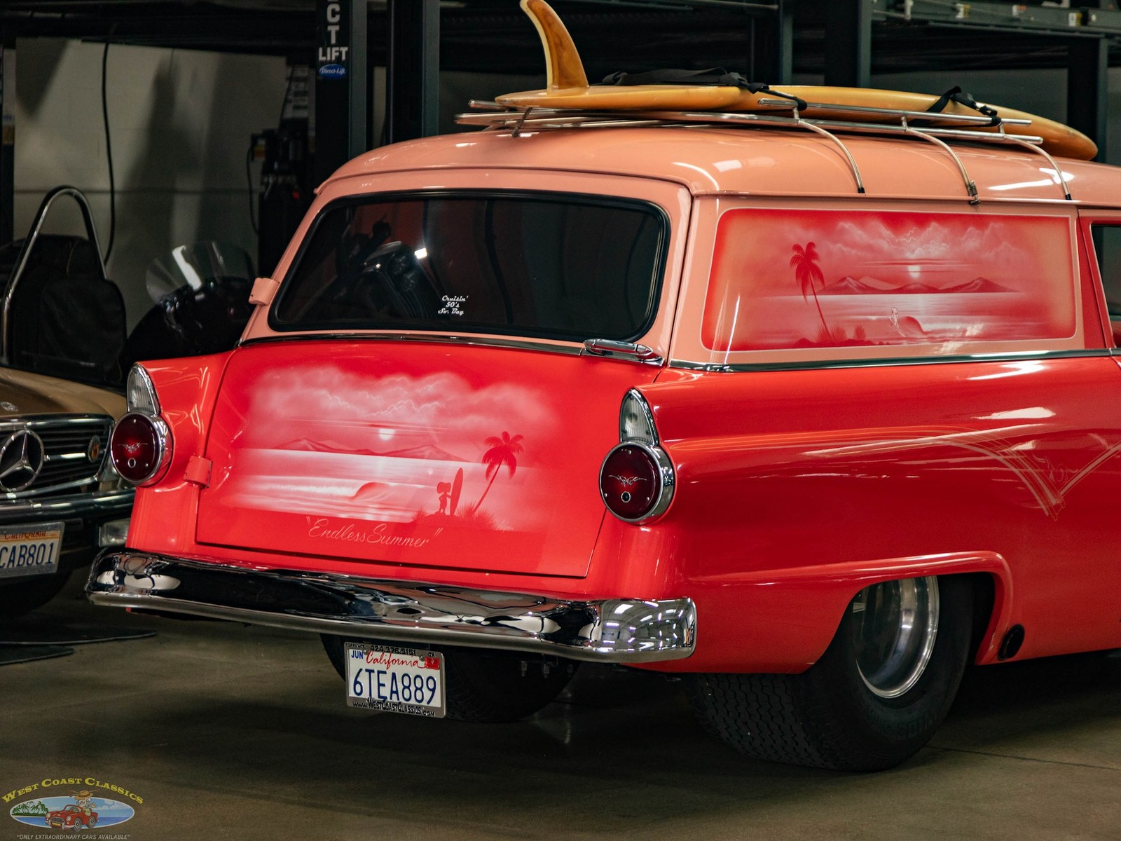 Ford-Custom-Sedan-Delivery-2-Door-Panel-Van-1955-2-Door-Sedan-Delivery-26
