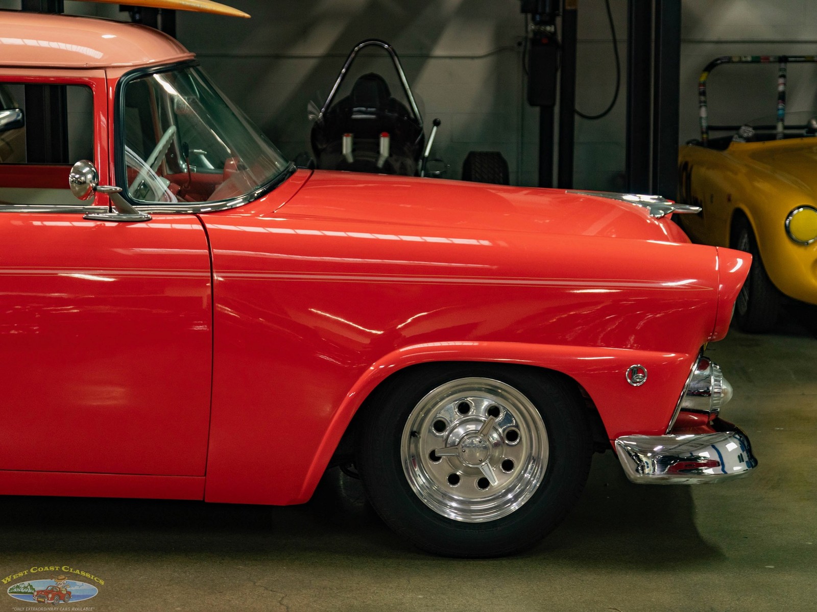 Ford-Custom-Sedan-Delivery-2-Door-Panel-Van-1955-2-Door-Sedan-Delivery-3