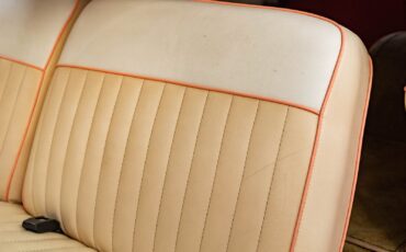 Ford-Custom-Sedan-Delivery-2-Door-Panel-Van-1955-2-Door-Sedan-Delivery-30