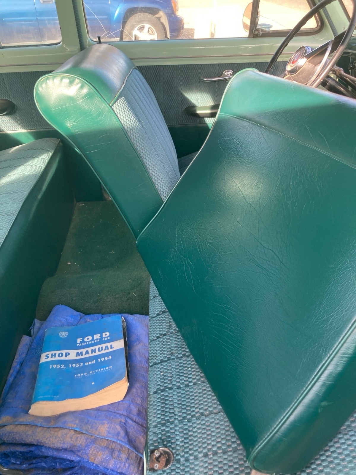 Ford-Customline-1953-12