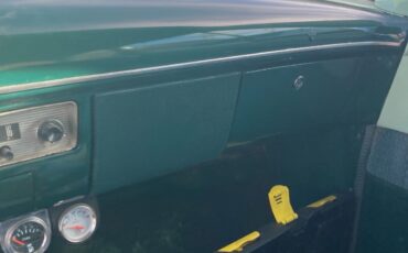 Ford-Customline-1953