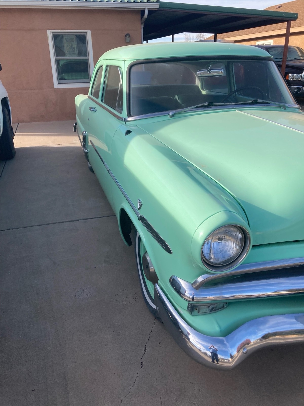 Ford-Customline-1953-4