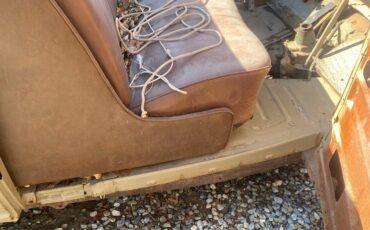 Ford-Deluxe-1935-Convertible-12