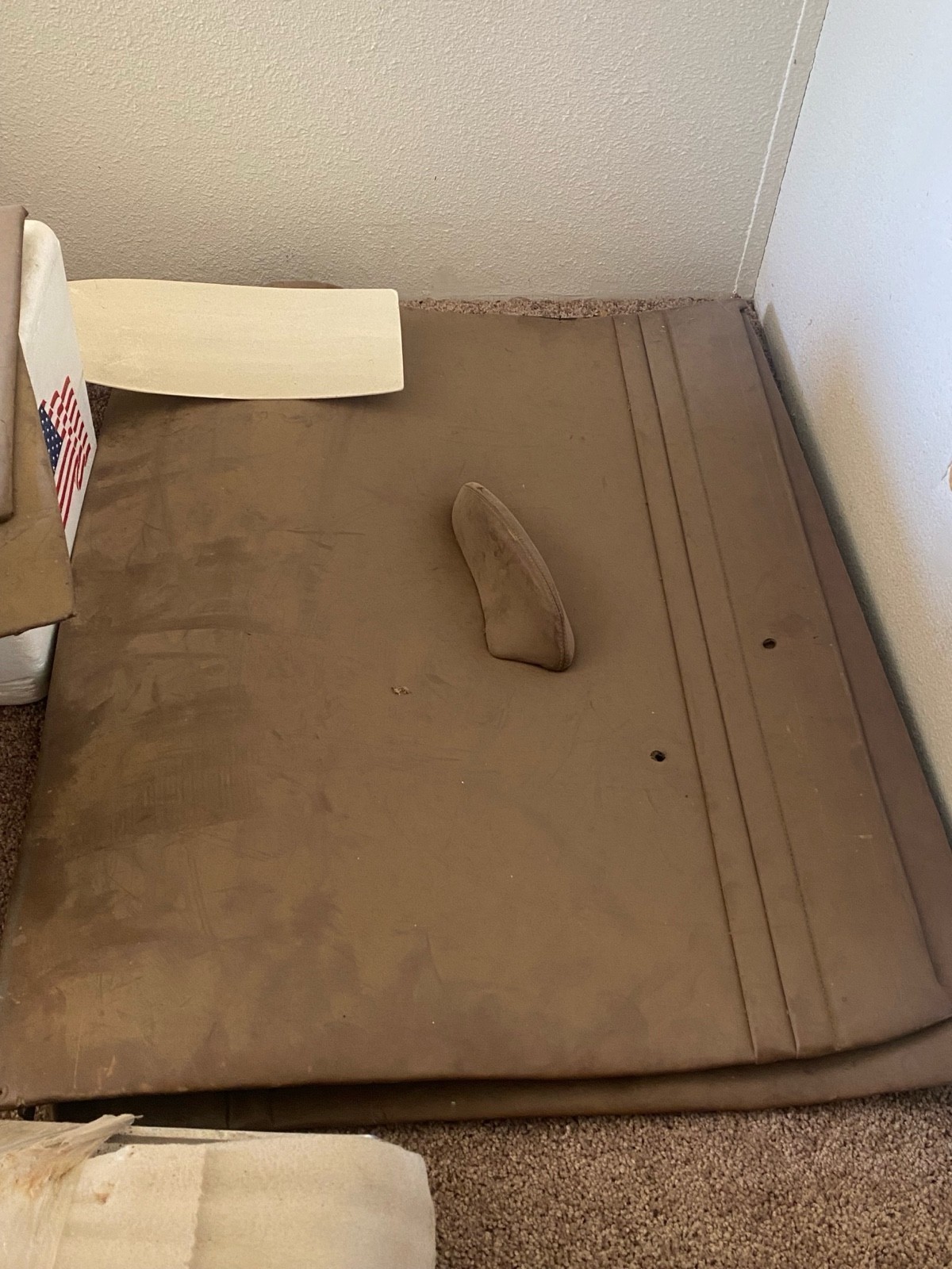 Ford-Deluxe-1935-Convertible-17