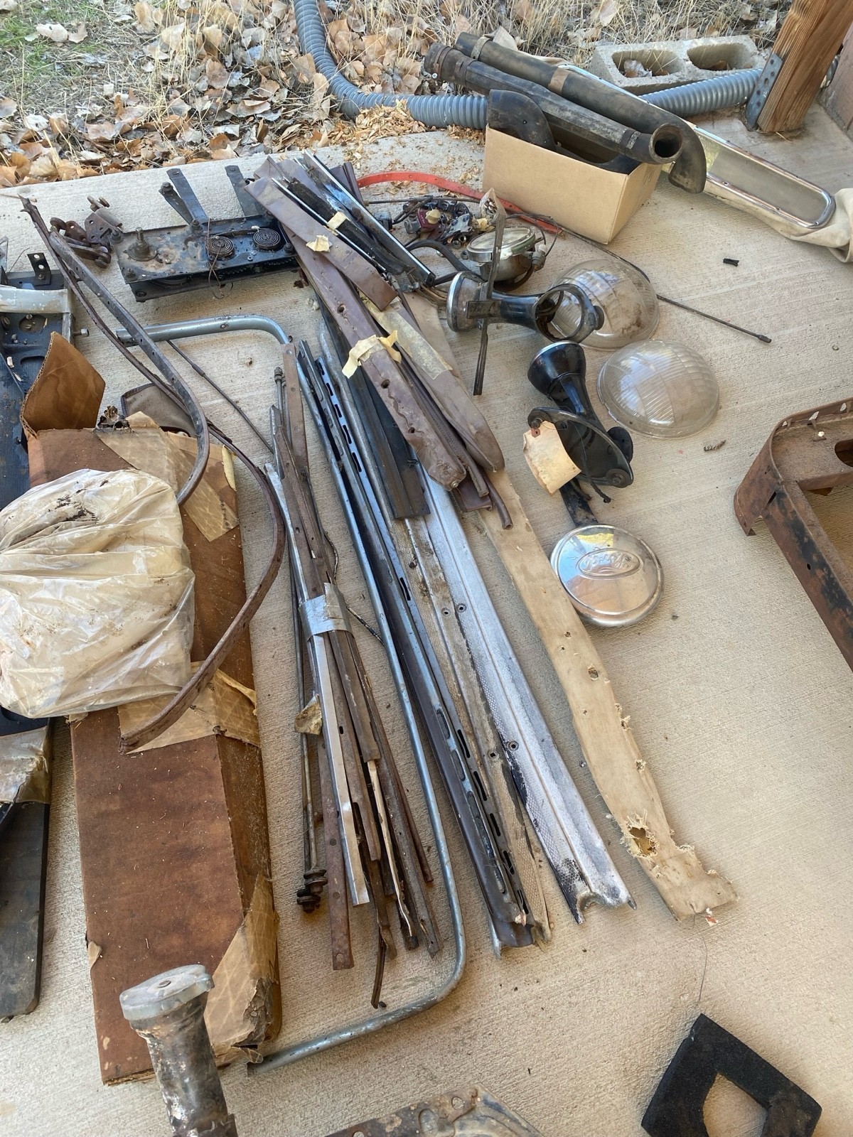 Ford-Deluxe-1935-Convertible-29