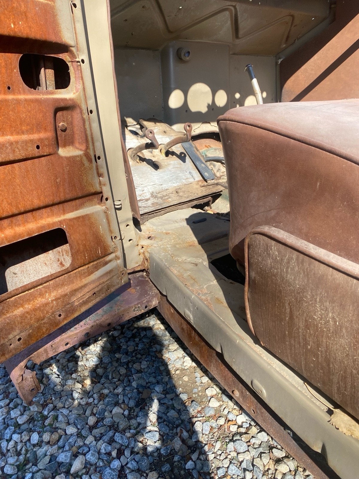 Ford-Deluxe-1935-Convertible-9