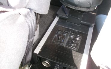 Ford-Deluxe-1939-Sedan-19