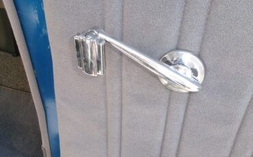 Ford-Deluxe-1939-Sedan-36