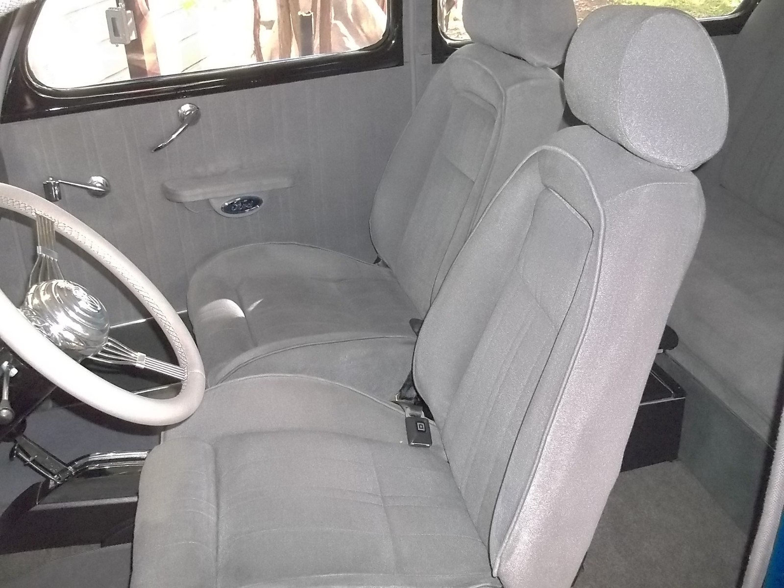 Ford-Deluxe-1939-Sedan-38