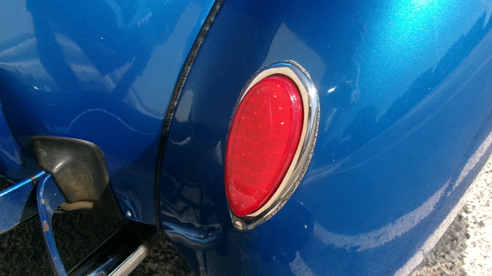 Ford-Deluxe-1939-Sedan-4