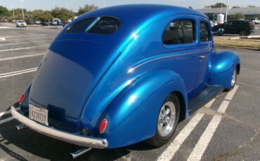 Ford-Deluxe-1939-Sedan-5