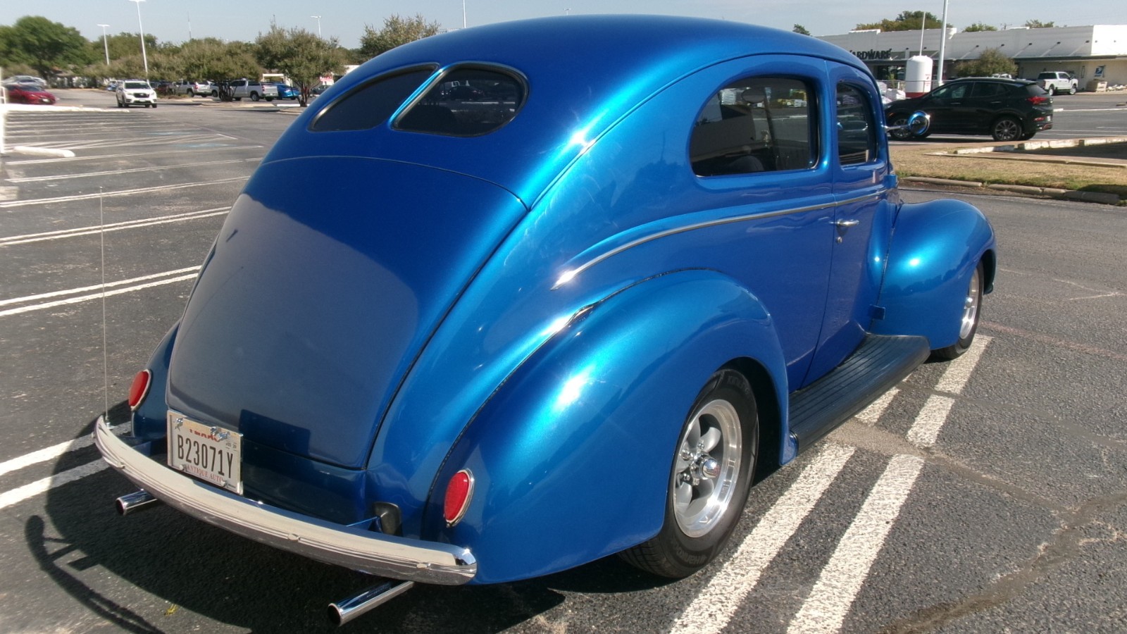 Ford-Deluxe-1939-Sedan-5