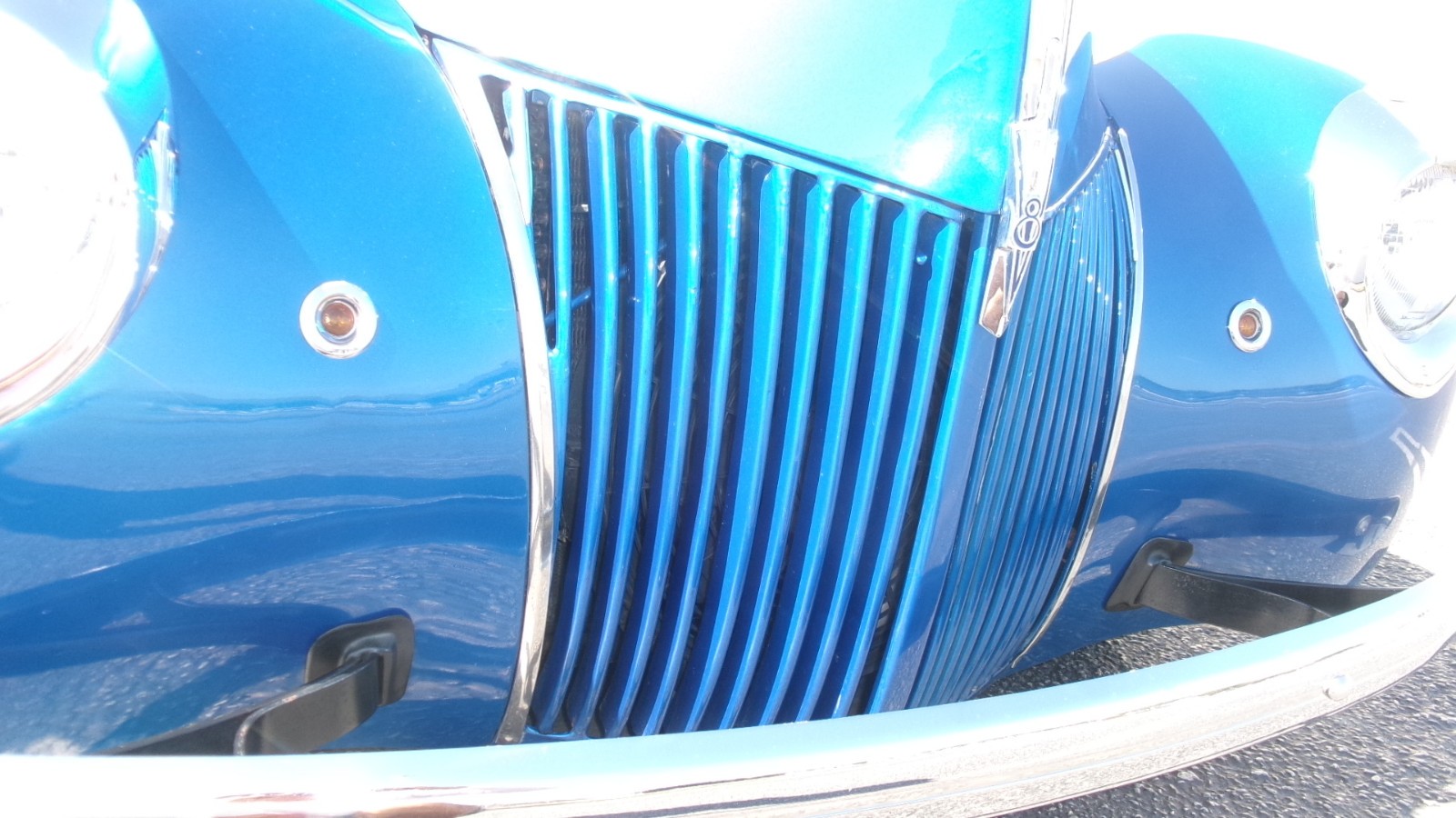 Ford-Deluxe-1939-Sedan-9