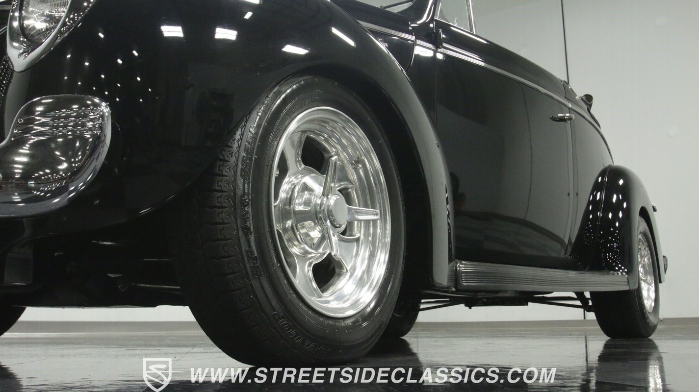 Ford-Deluxe-1940-Convertible-23