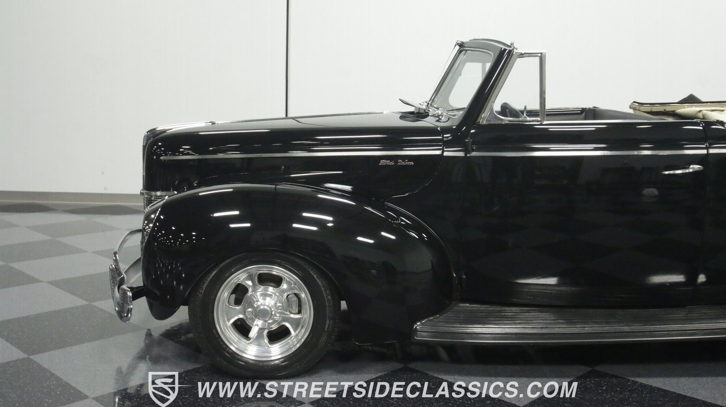 Ford-Deluxe-1940-Convertible-25