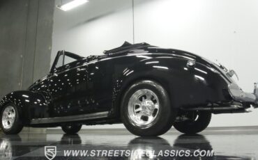 Ford-Deluxe-1940-Convertible-27