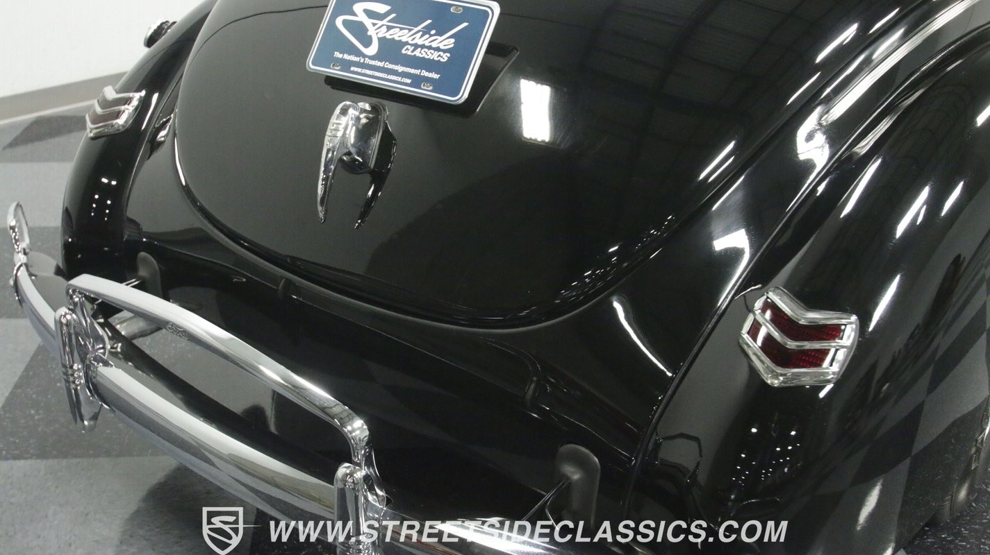 Ford-Deluxe-1940-Convertible-29