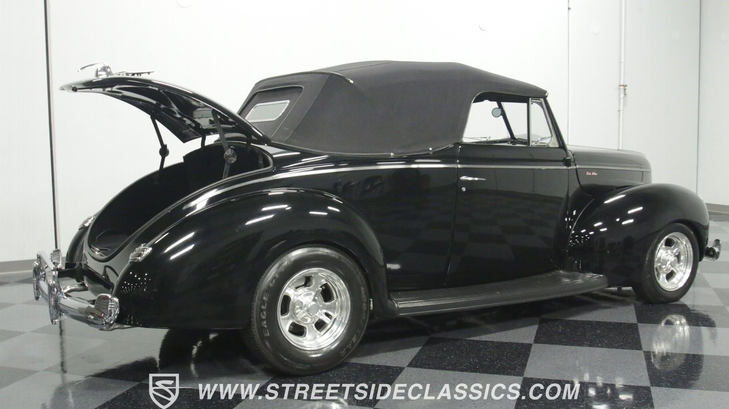 Ford-Deluxe-1940-Convertible-38