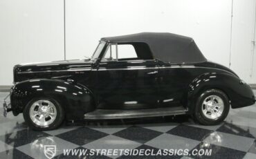 Ford-Deluxe-1940-Convertible-7