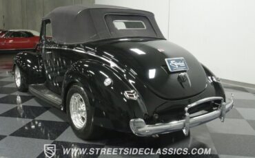 Ford-Deluxe-1940-Convertible-9