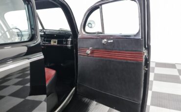 Ford-Deluxe-1940-Coupe-14