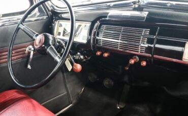 Ford-Deluxe-1940-Coupe-15