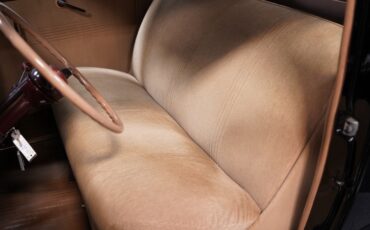 Ford-Deluxe-1940-Coupe-33