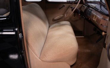 Ford-Deluxe-1940-Coupe-35