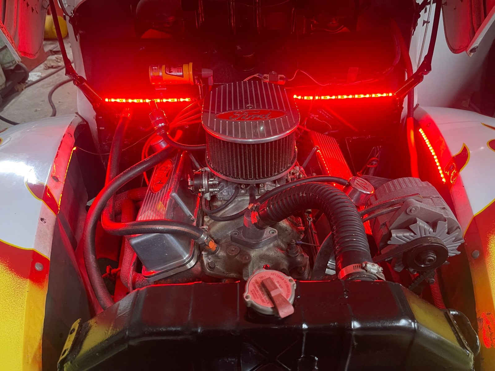 Ford-Deluxe-1940-Custom-Deluxe-Sedan-22