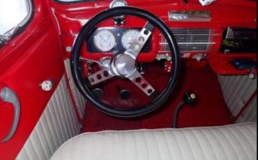 Ford-Deluxe-1940-Custom-Deluxe-Sedan-24