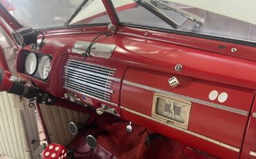 Ford-Deluxe-1940-Custom-Deluxe-Sedan-26