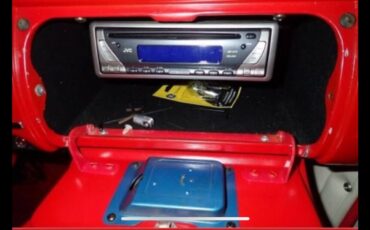 Ford-Deluxe-1940-Custom-Deluxe-Sedan-29