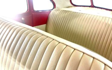 Ford-Deluxe-1940-Custom-Deluxe-Sedan-36