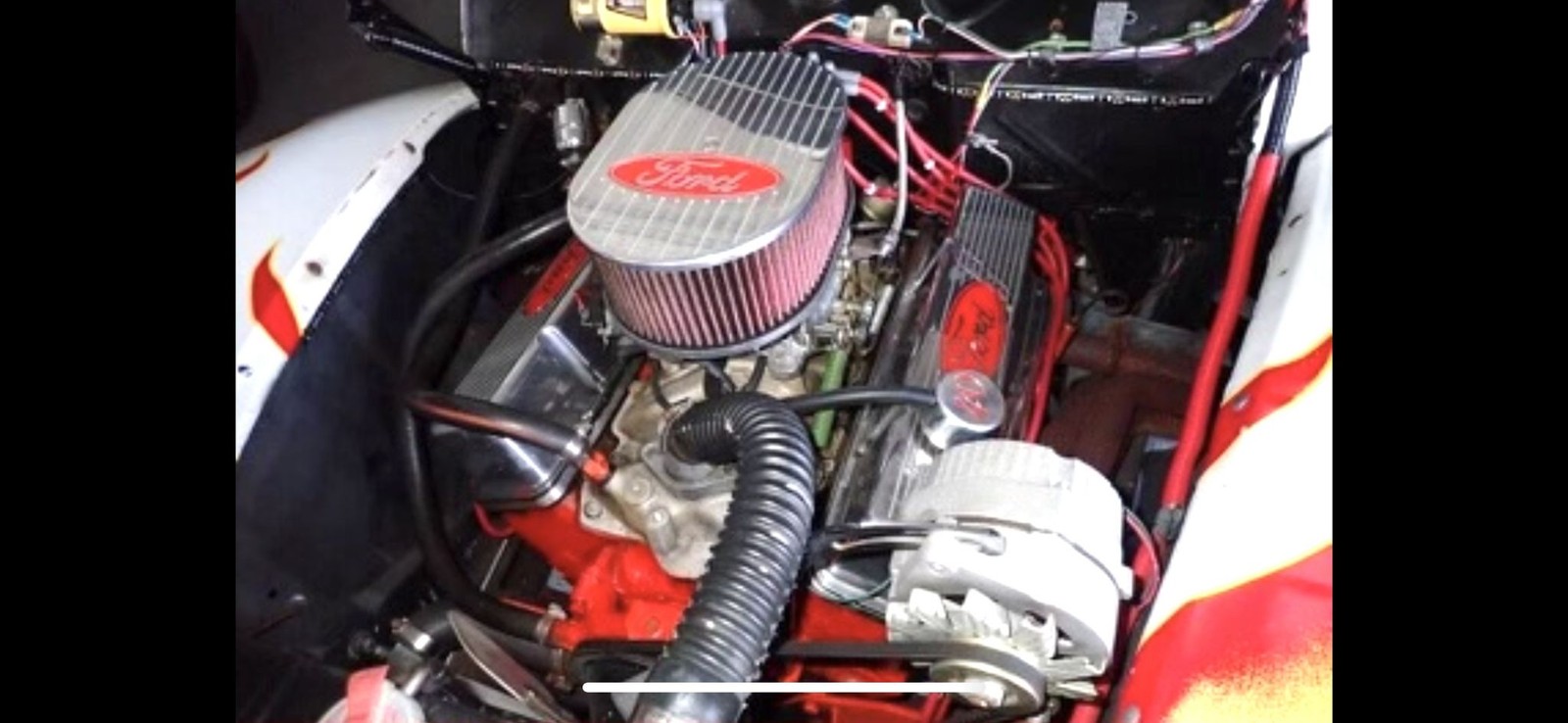 Ford-Deluxe-1940-Custom-Deluxe-Sedan-37