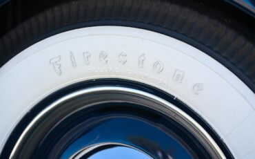 Ford-Deluxe-1940-Lyon-Blue-Tan-10