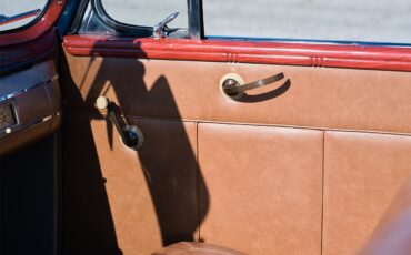 Ford-Deluxe-1940-Lyon-Blue-Tan-15
