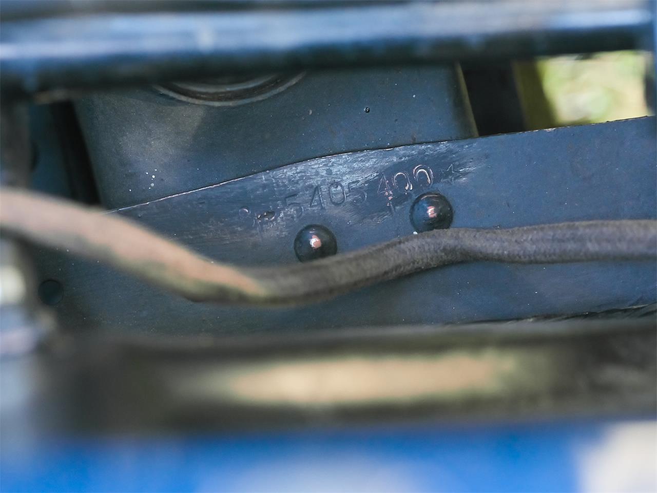 Ford-Deluxe-1940-Lyon-Blue-Tan-17