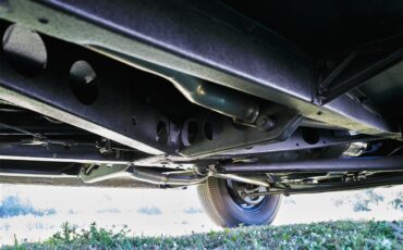 Ford-Deluxe-1940-Lyon-Blue-Tan-22