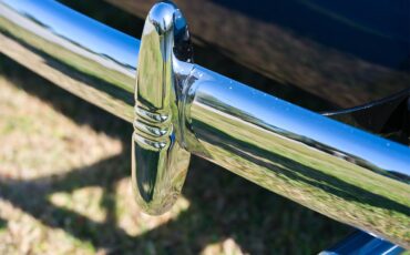 Ford-Deluxe-1940-Lyon-Blue-Tan-49