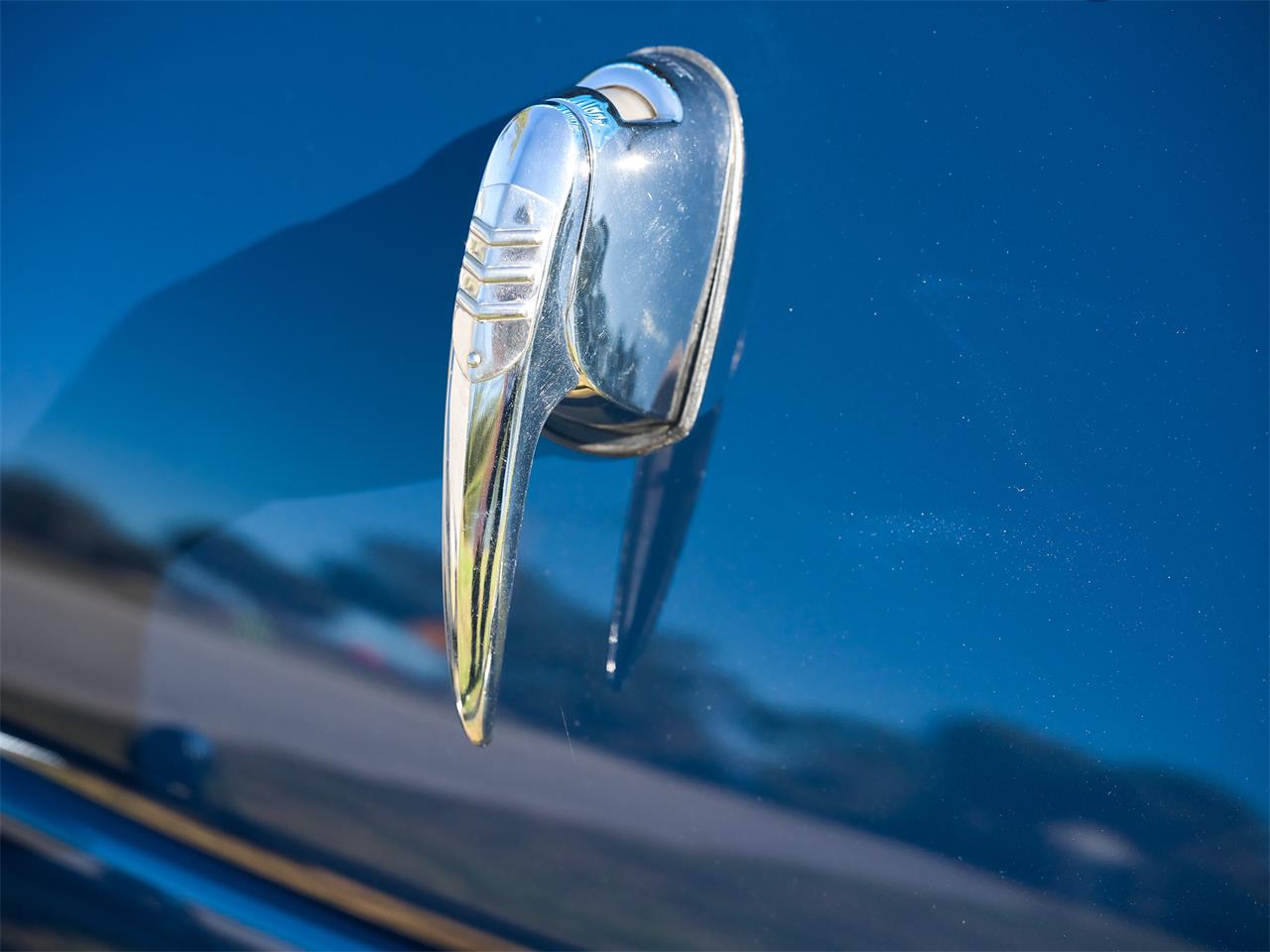 Ford-Deluxe-1940-Lyon-Blue-Tan-50